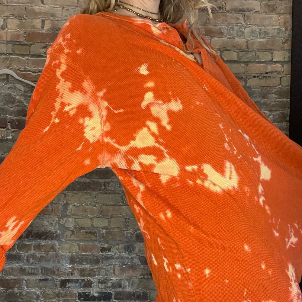 Bleach dyed thermal henley
